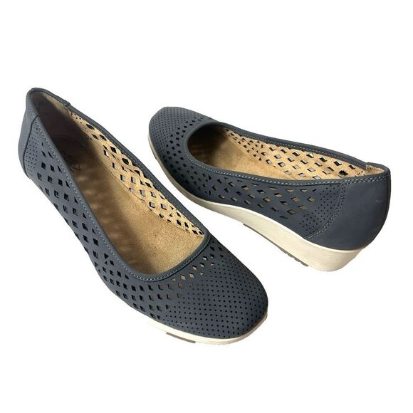 Naturalizer Womens 9.5M Comfort Casual Blue/Gray Faux Leather Slip On Wedge Shoe - Picture 2 of 11